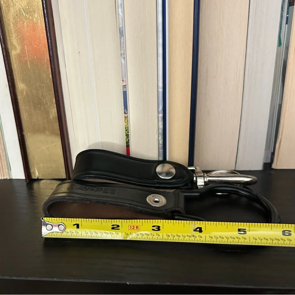 JAY-PEE: Black Leather Key Strap Belt Keeper and Flashlight Holder